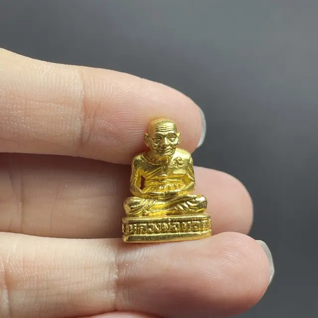 龙婆托 法铃小立尊 伦空提丁 纯金